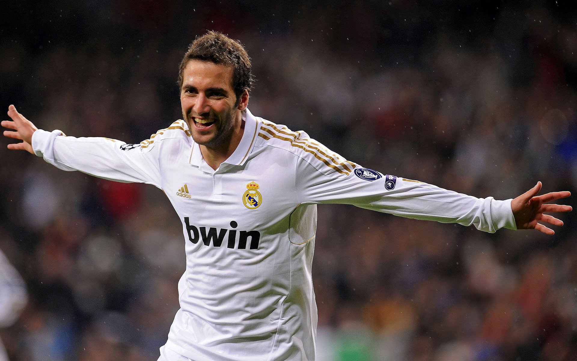 亚冠赛场沙特双雄双双晋级淘汰赛，沙特亚洲杯预选赛