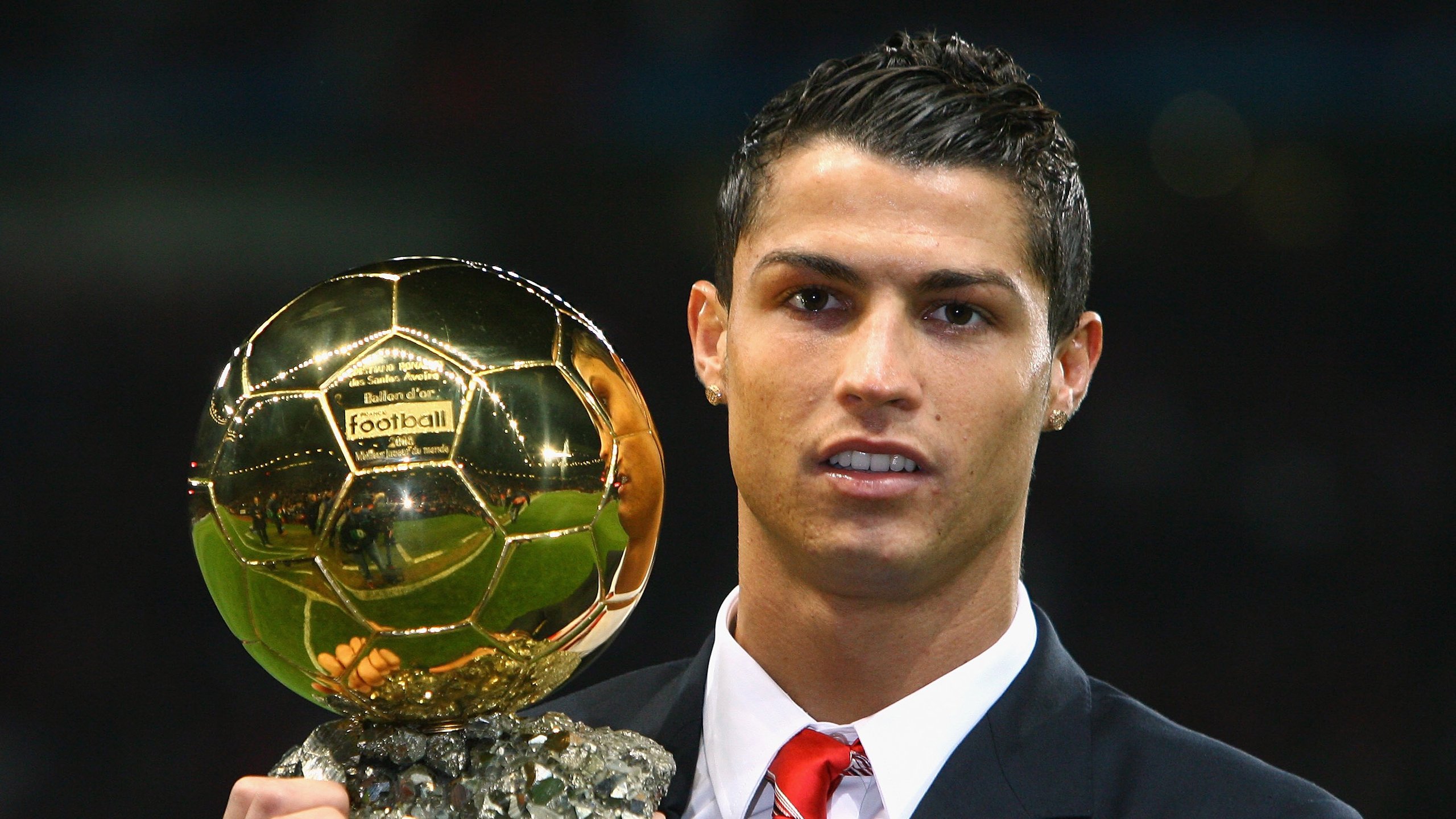 切沃力克米兰竞技,客场取得胜利,切沃著名球星