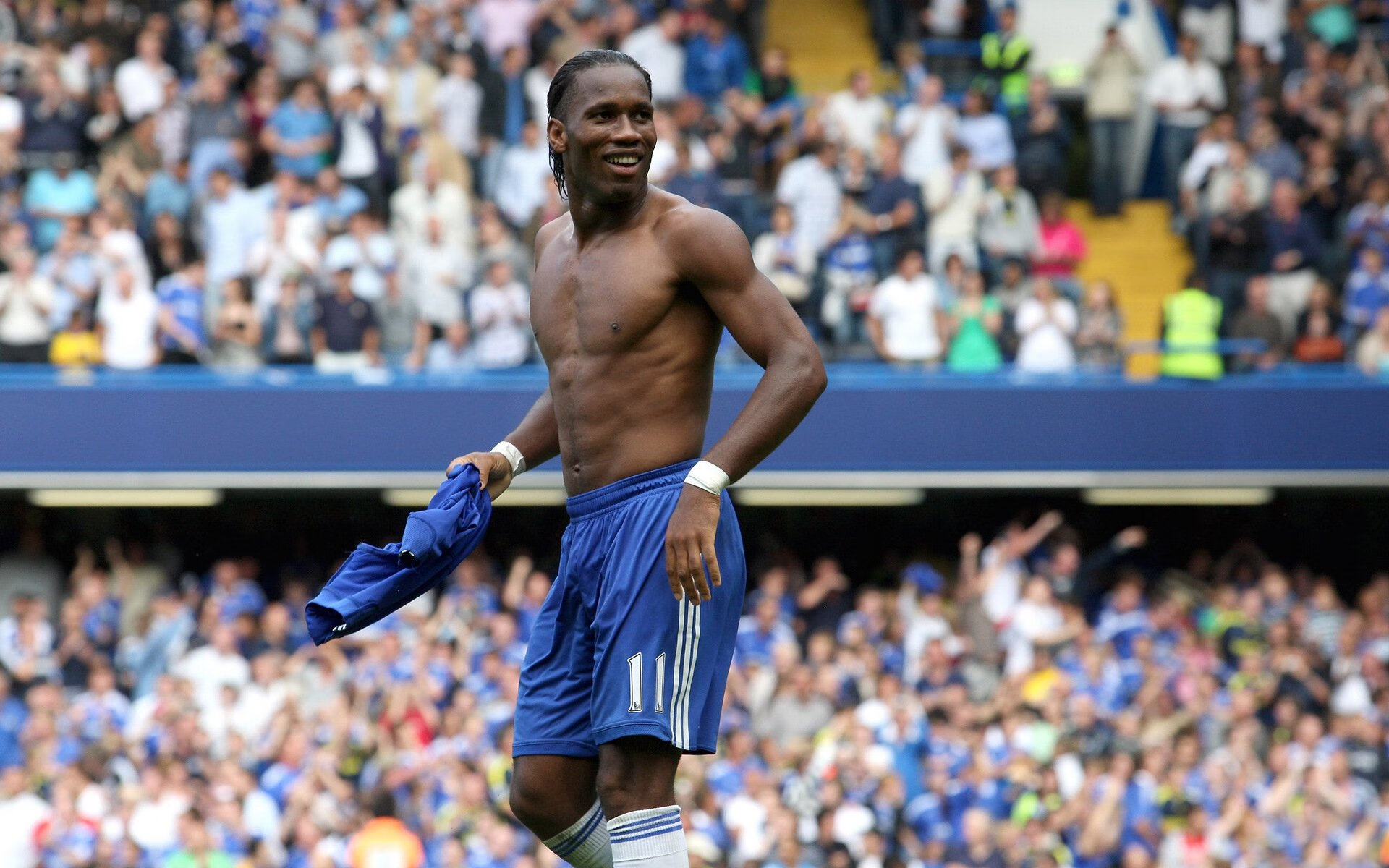 巴西球星加盟法甲助攻,联赛冠军在望,巴西球队怎么样